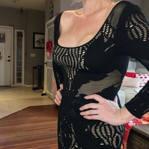 Bebe Flattering Peekaboo BodyCon Dress Size Medium/Large